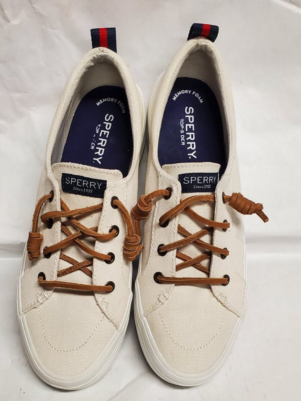 Sperry Top Sider Taupe Canvas Sneakers w/Memory foam insoles size: 8 Like new!